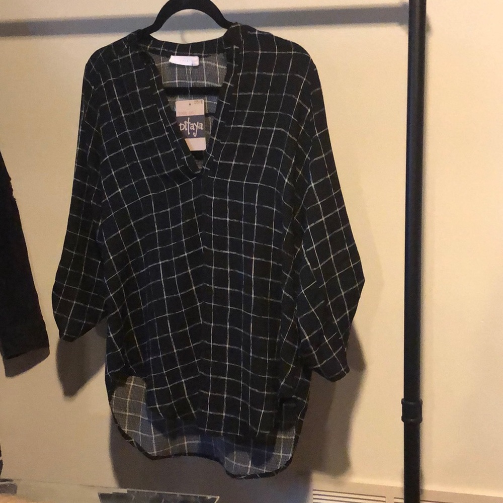 Black and white blouse